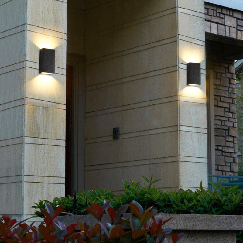 Mājas Fasādes LED Apgaismojums 12W (Melns)