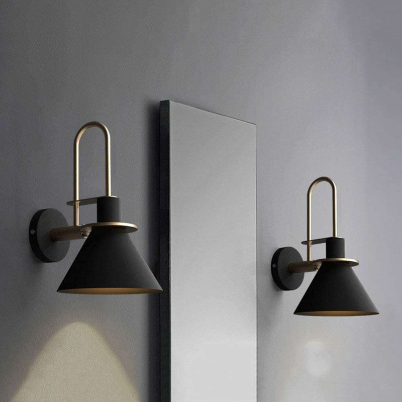 Retro Stila Sienas Lampa ar E27 Patronu Melna