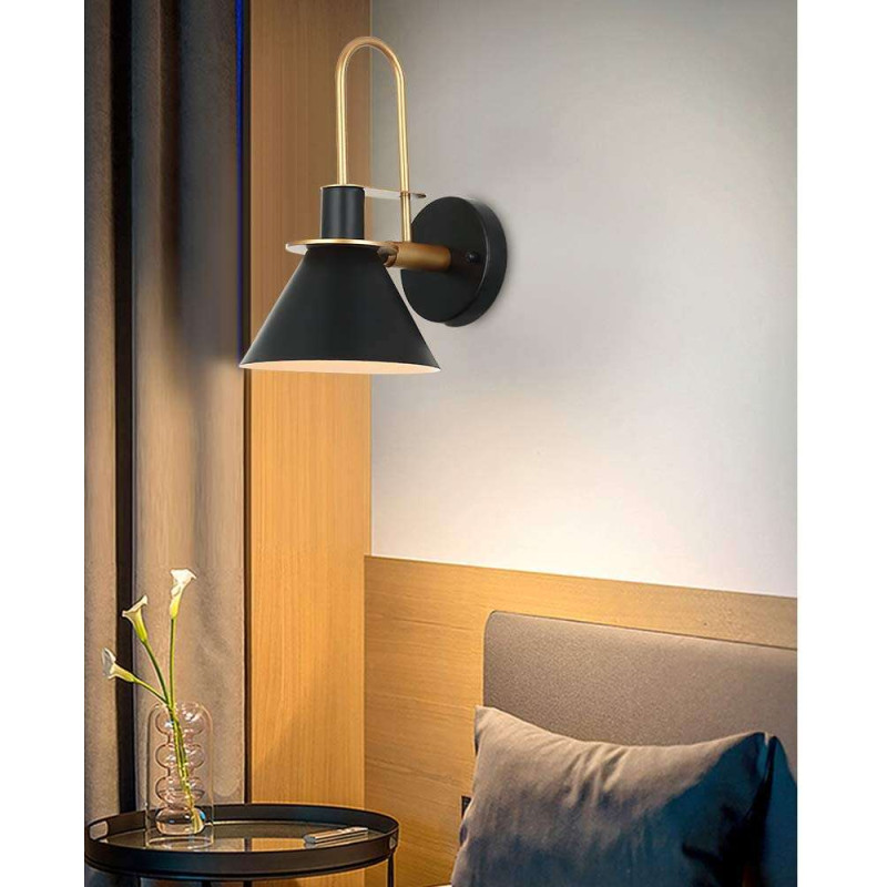 Retro Stila Sienas Lampa ar E27 Patronu Melna